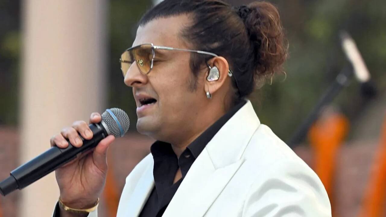 Sonu Nigam confesses he uses auto-tune sometimes for THIS reason